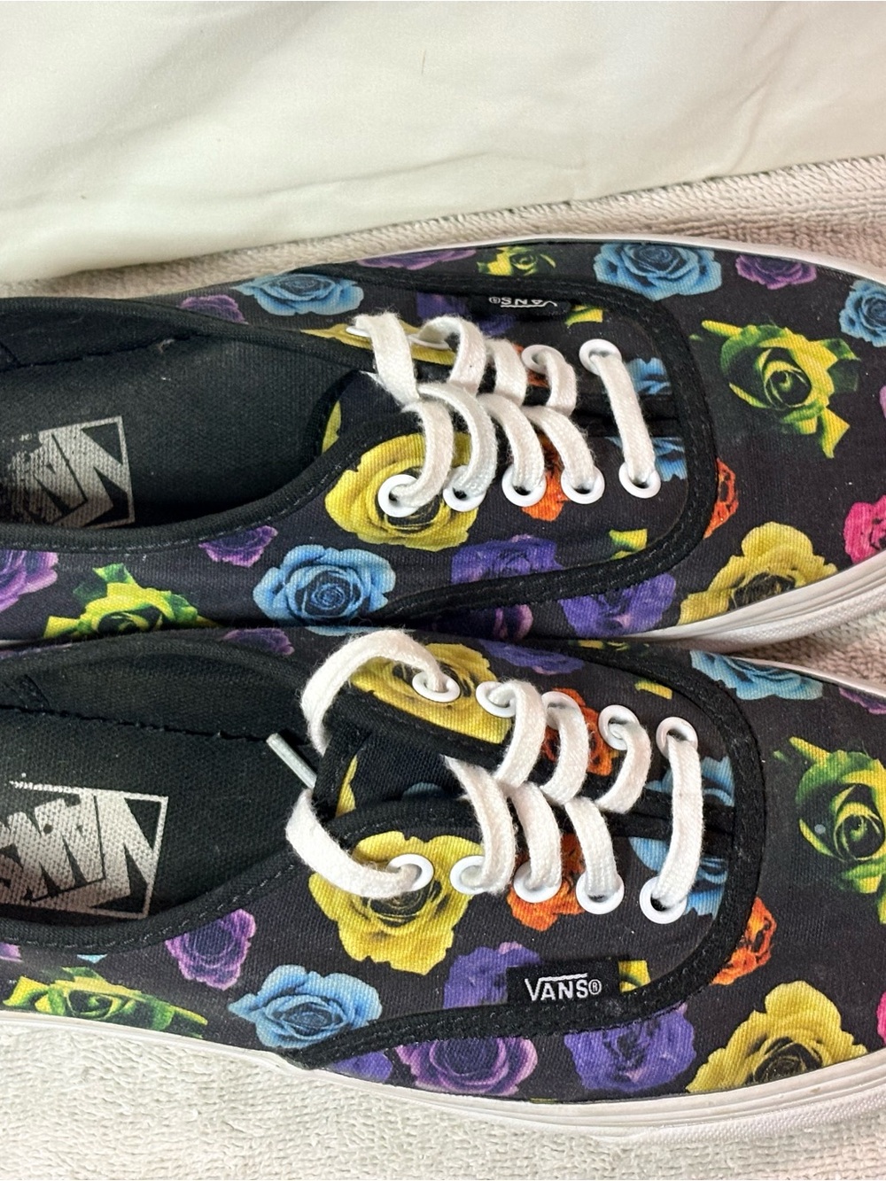 Vans Black Floral Low-Top Sneakers with Multicolor Roses